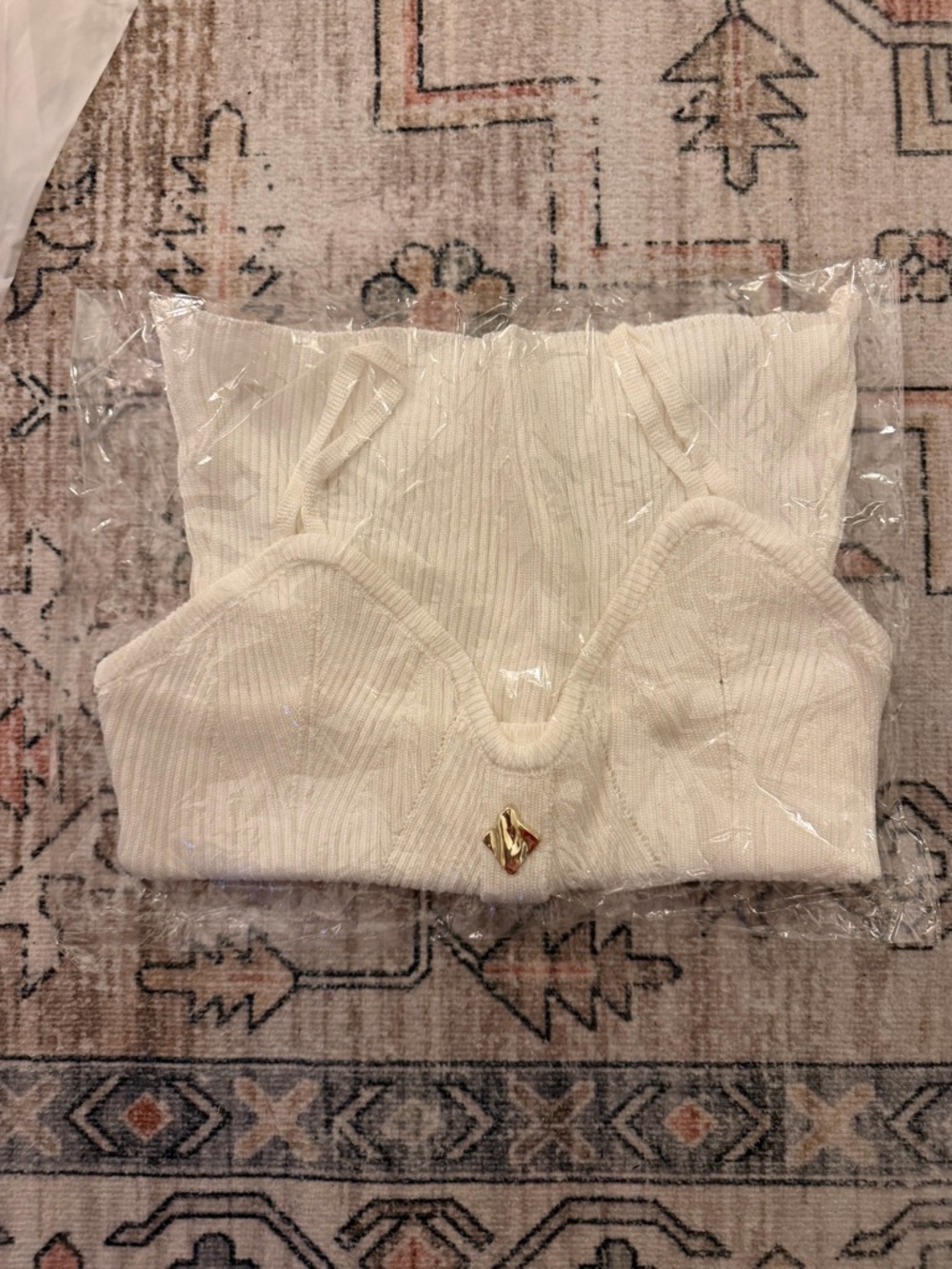 Ribbed Sweetheart Cream Tank with Gold Accent